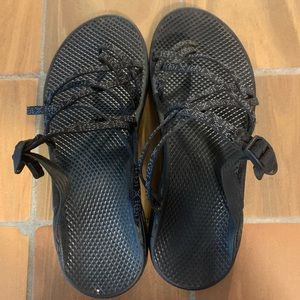 Woman’s size 10 chacos